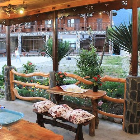 Абхазская Усадьба Hotel Gagra Luaran gambar