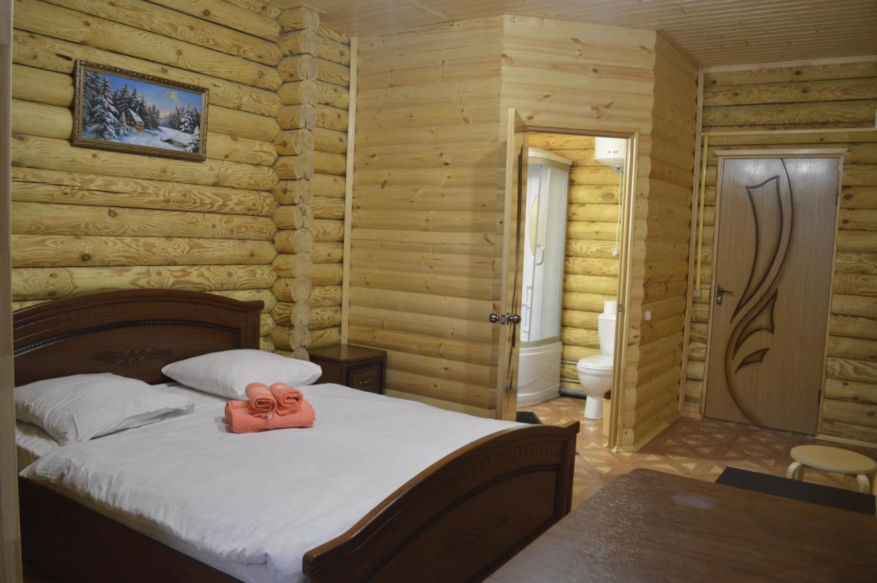 Абхазская Усадьба Hotel Gagra Luaran gambar