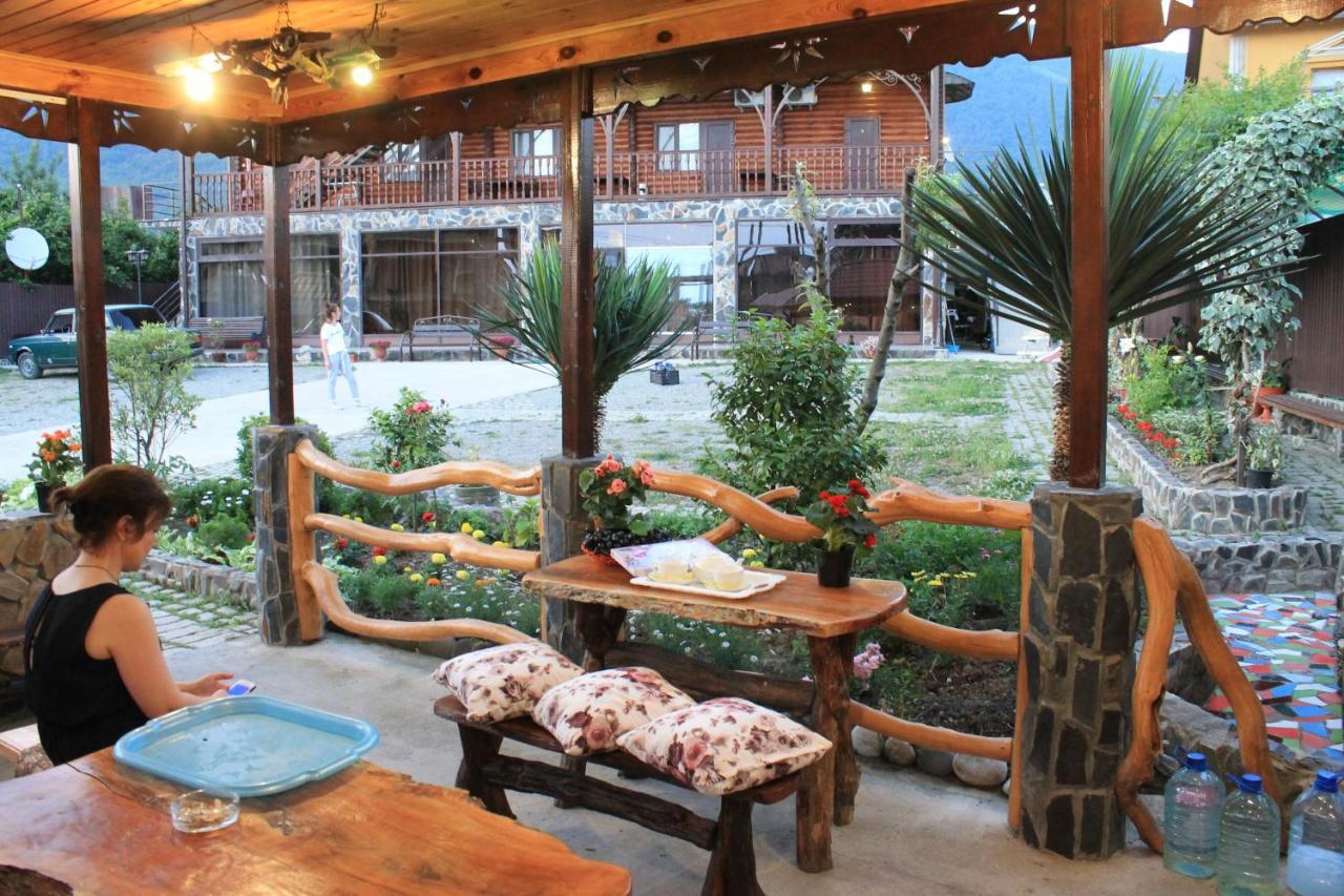 Абхазская Усадьба Hotel Gagra Luaran gambar