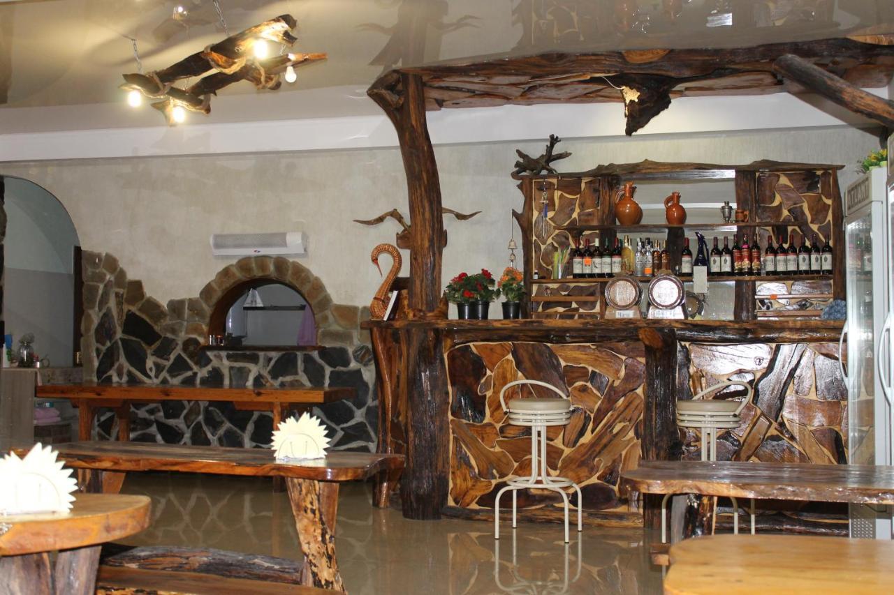 Абхазская Усадьба Hotel Gagra Luaran gambar