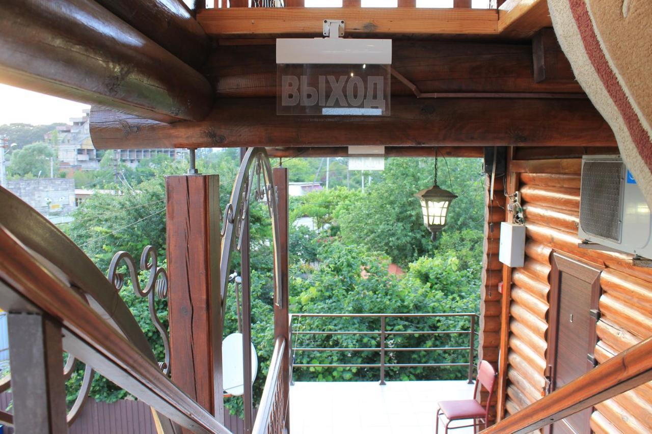 Абхазская Усадьба Hotel Gagra Luaran gambar